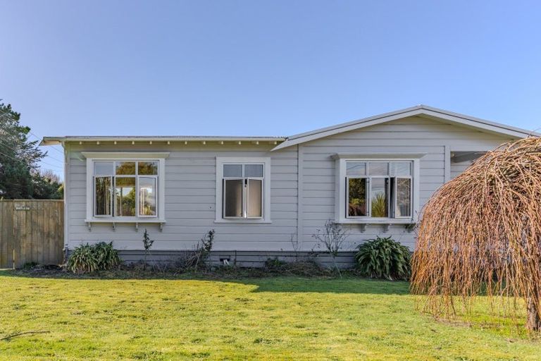 Photo of property in 50 Tararua Street, Pahiatua, 4910
