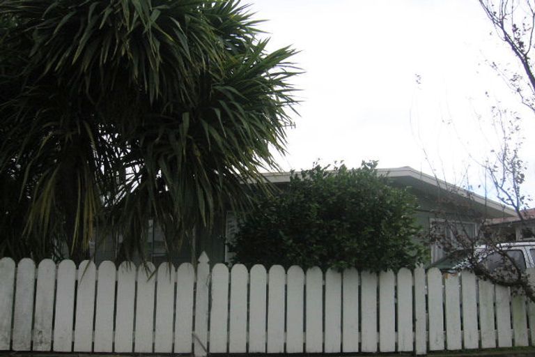 Photo of property in 18 Clarke Avenue, Highbury, Palmerston North, 4412