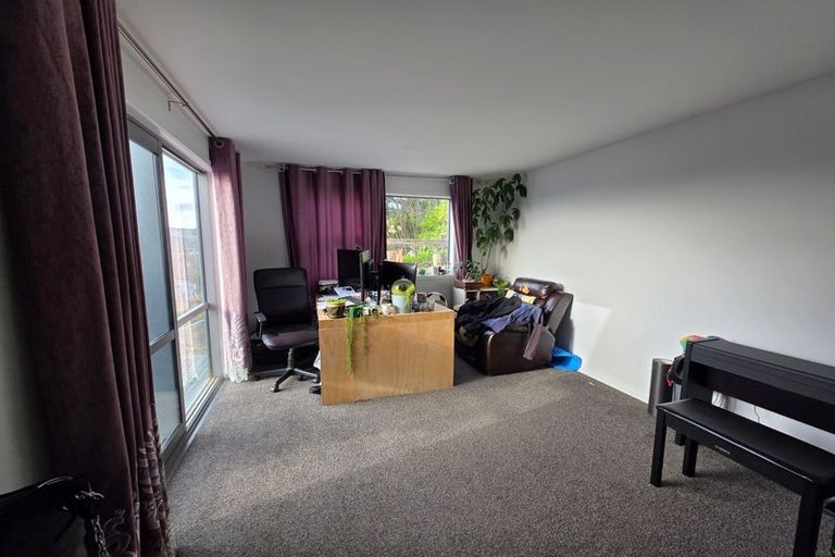 Photo of property in 63 Exploration Way, Whitby, Porirua, 5024