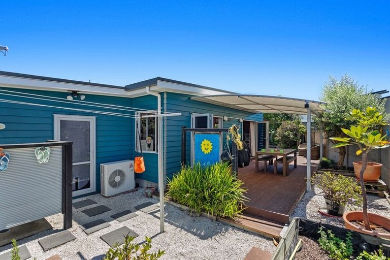 Photo of property in 32c Ohuirehe Road, Coastlands, Whakatane, 3120