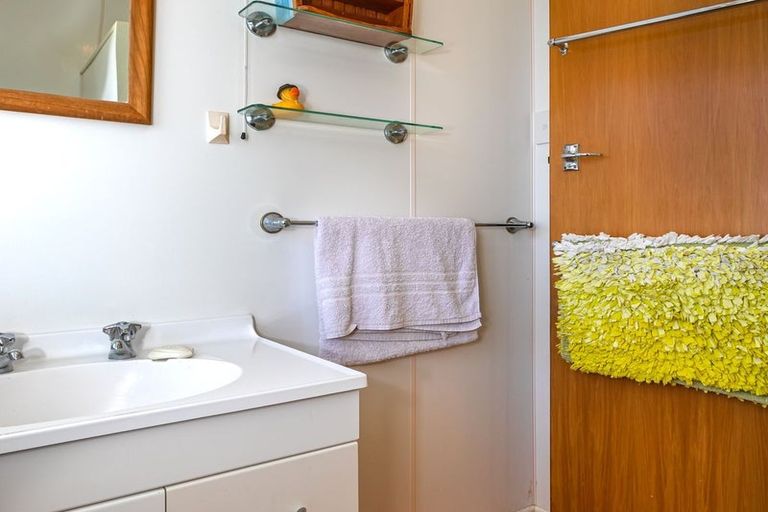 Photo of property in 18 Tatahi Street, Te Puru, Thames, 3575