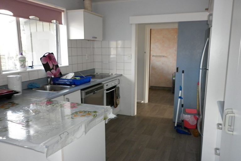 Photo of property in 72 California Drive, Totara Park, Upper Hutt, 5018