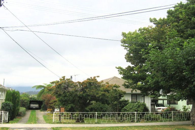 Photo of property in 16 Clyma Street, Elderslea, Upper Hutt, 5018