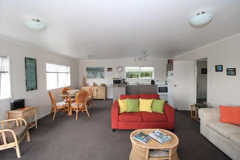 Photo of property in 190 Ngaio Drive, Matarangi, Whitianga, 3592