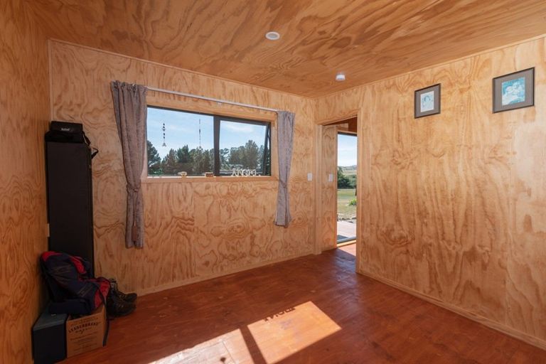 Photo of property in 2 Nugget Lane, Patearoa, Ranfurly, 9398