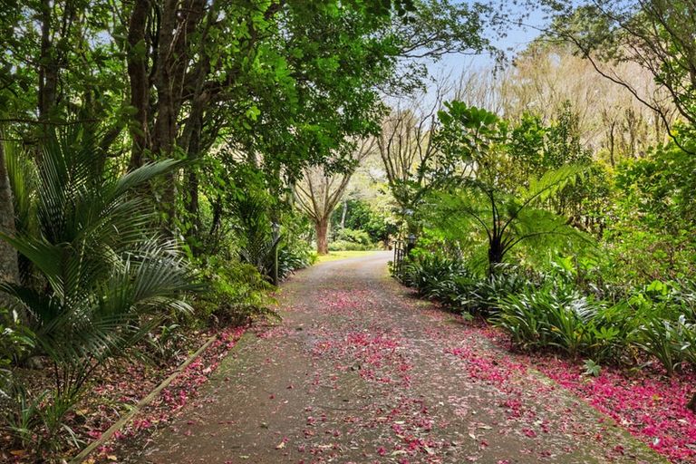 Photo of property in 709 Carrington Road, Hurworth, New Plymouth, 4371