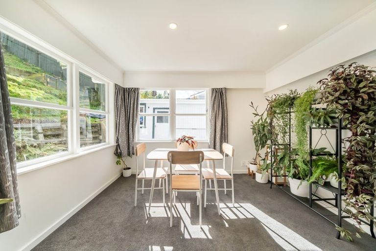 Photo of property in 20 Jocelyn Crescent, Pinehaven, Upper Hutt, 5019