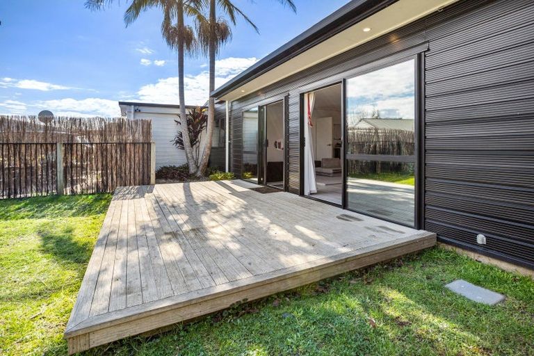 Photo of property in 15a Meadow Drive, Whitianga, 3510