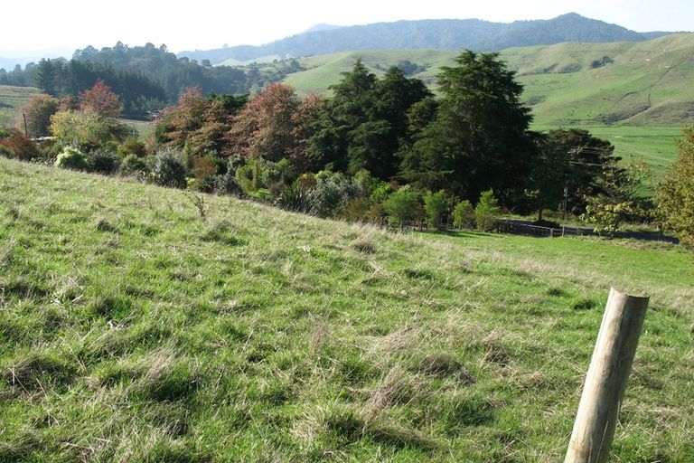 Photo of property in 223 Kimihia Road, Huntly, 3771