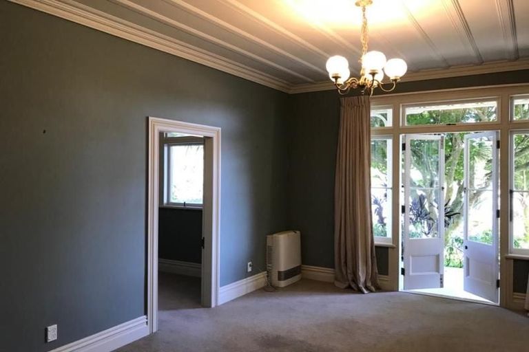 Photo of property in 34 Albert Road, Devonport, Auckland, 0624