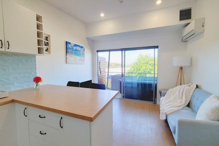 Photo of property in Albany Central, 43a/210 Dairy Flat Highway, Albany, Auckland, 0632