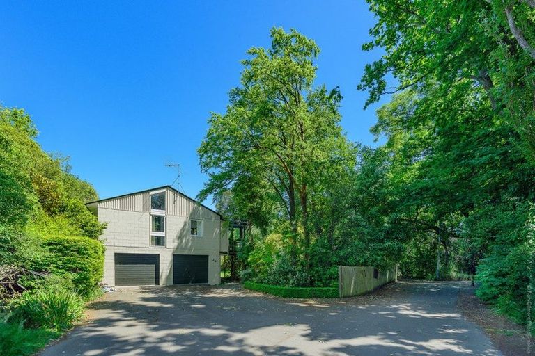 Photo of property in 24 Thorrington Road, Cashmere, Christchurch, 8022