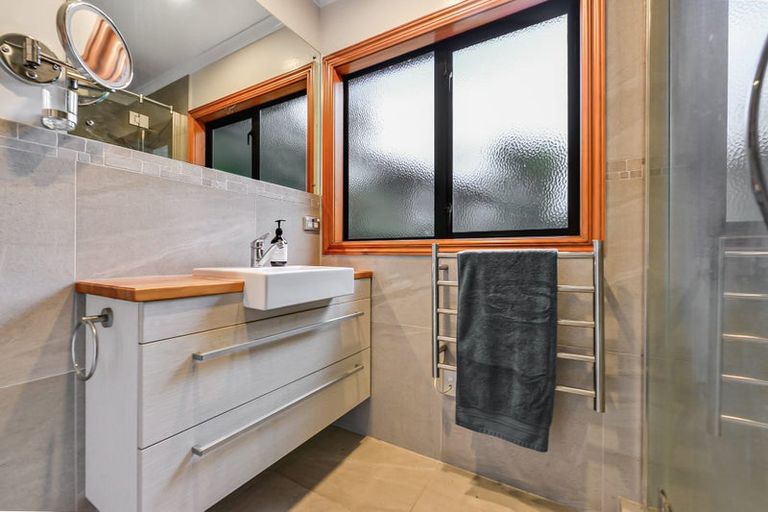 Photo of property in 27b Opoia Road, Hamilton East, Hamilton, 3216