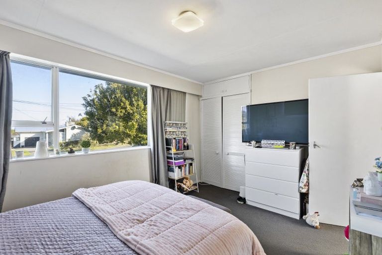 Photo of property in 11 Pirinoa Street, Feilding, 4702