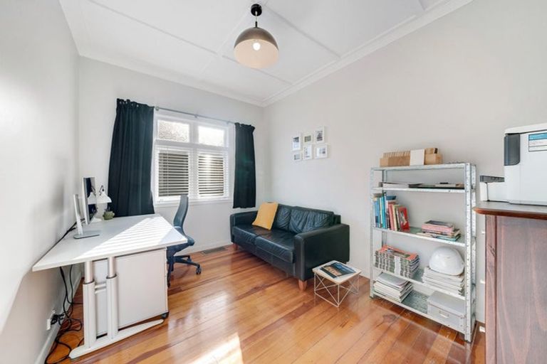 Photo of property in 17 Tennessee Avenue, Mangere East, Auckland, 2024