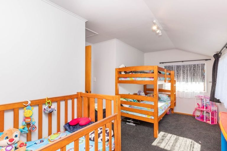 Photo of property in 14 Loris Place, Karoro, Greymouth, 7805