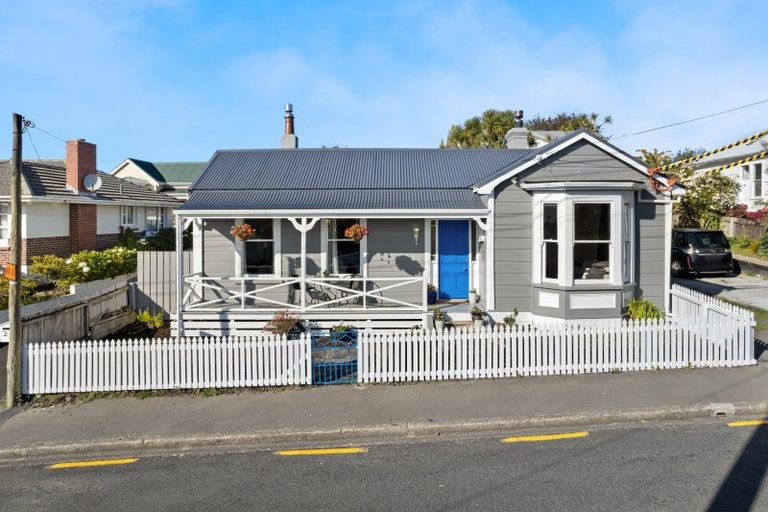 Photo of property in 27 Galloway Street, Mornington, Dunedin, 9011