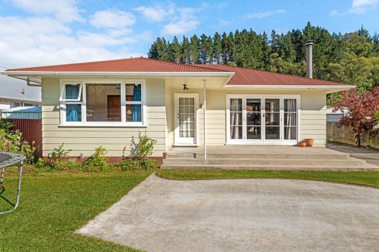 Photo of property in 84 Valley Road, Mangapapa, Gisborne, 4010