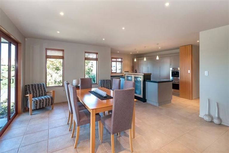Photo of property in 2 Ridgetop Rise, Fairhall, Blenheim, 7272