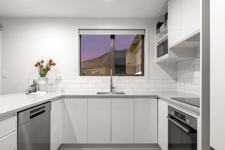 Photo of property in 20 Cotula Way, Papamoa Beach, Papamoa, 3118