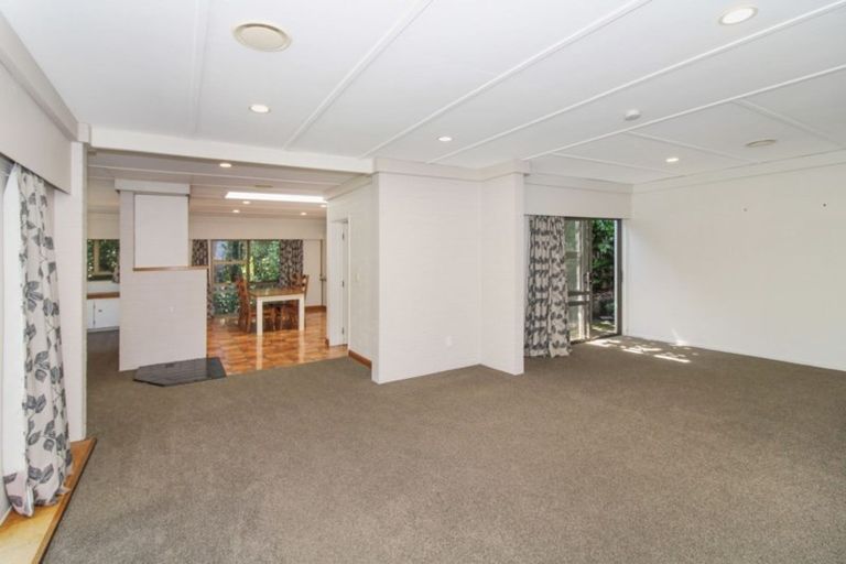Photo of property in 5a Jensen Place, Frankleigh Park, New Plymouth, 4310