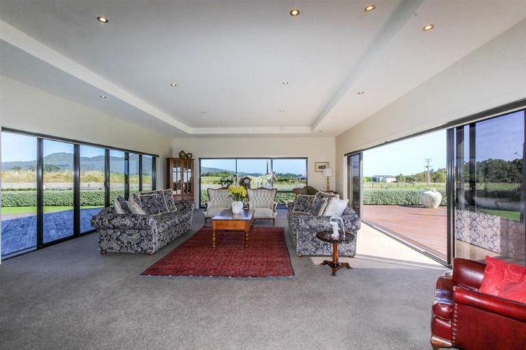 Photo of property in 415 Hurford Road, Hurford, New Plymouth, 4374