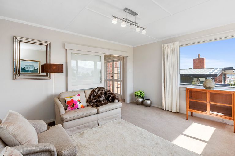 Photo of property in 10 Kenilworth Street, Waverley, Dunedin, 9013