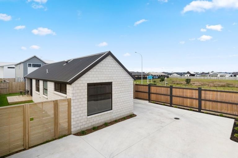 Photo of property in 90 Franks Way, Papamoa Beach, Papamoa, 3118