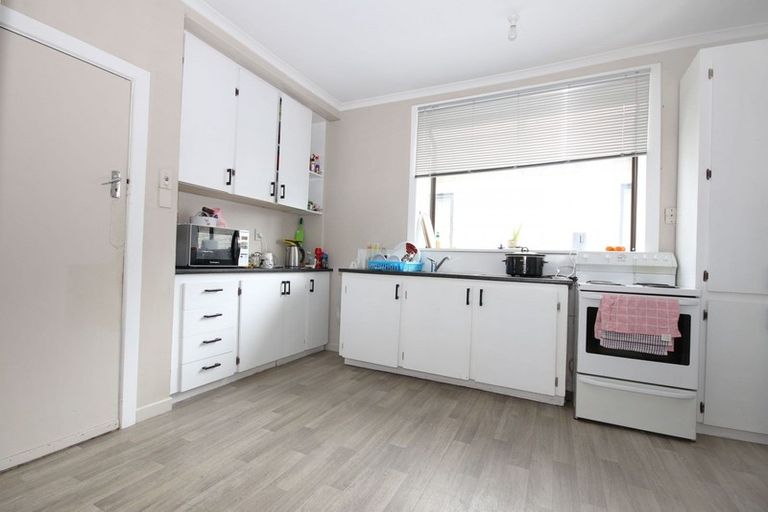 Photo of property in 27 Dipton Street, Kingswell, Invercargill, 9812