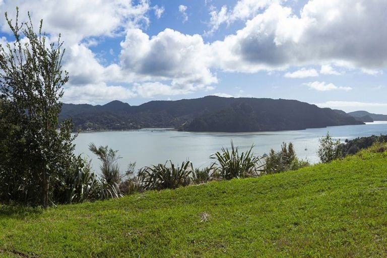 Photo of property in 3 Gilligans Lane, Whangaroa, 0478
