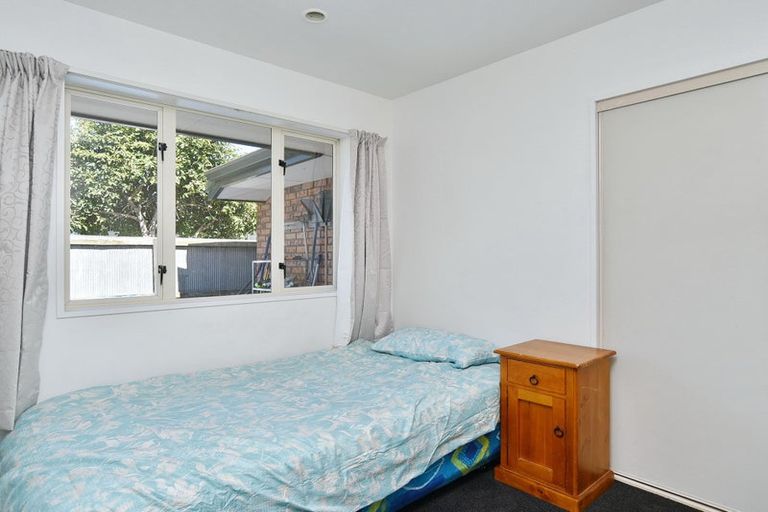 Photo of property in 142c Wainoni Road, Avondale, Christchurch, 8061