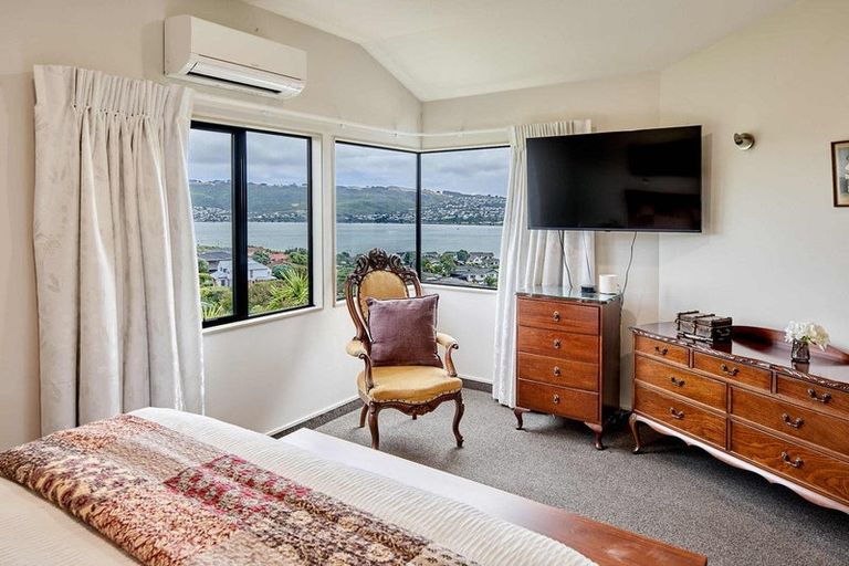 Photo of property in 17 Dornoch Place, Papakowhai, Porirua, 5024