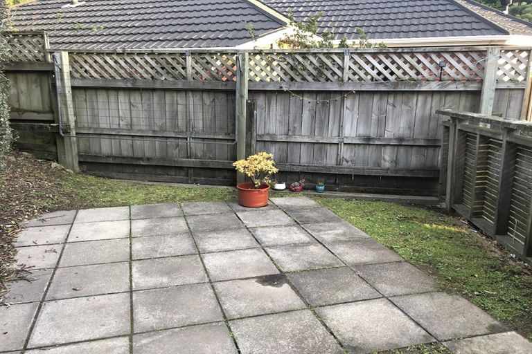 Photo of property in 13 Cavendish Square, Strathmore Park, Wellington, 6022