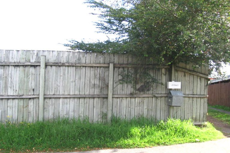 Photo of property in 2/8 Cameron Place, Ranui, Auckland, 0612