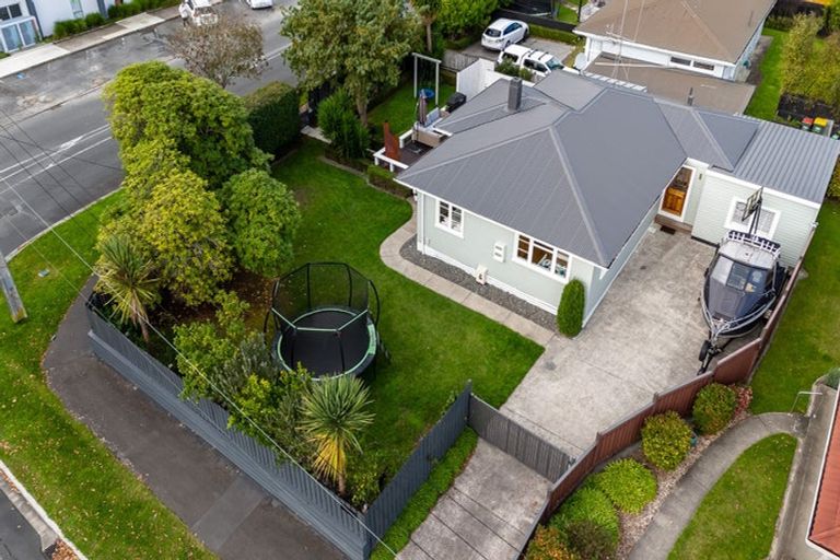 Photo of property in 25 Taylor Terrace, St Andrews, Hamilton, 3200