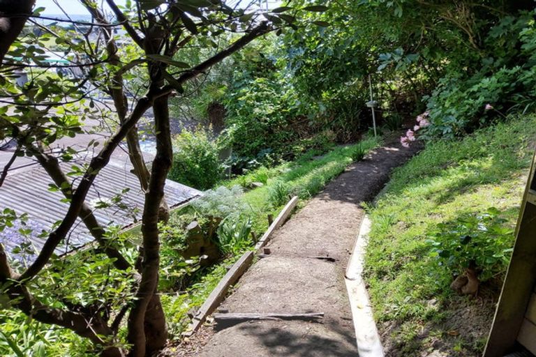 Photo of property in 74 Mana Esplanade, Paremata, Porirua, 5026