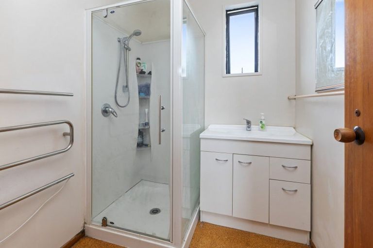 Photo of property in 1/16a Sayers Crescent, Ilam, Christchurch, 8041