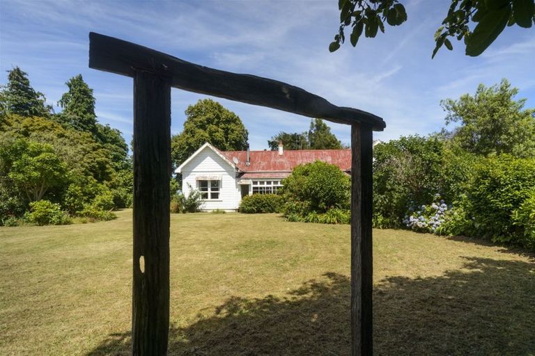 Photo of property in 2603 Kimbolton Road, Kiwitea, Feilding, 4777