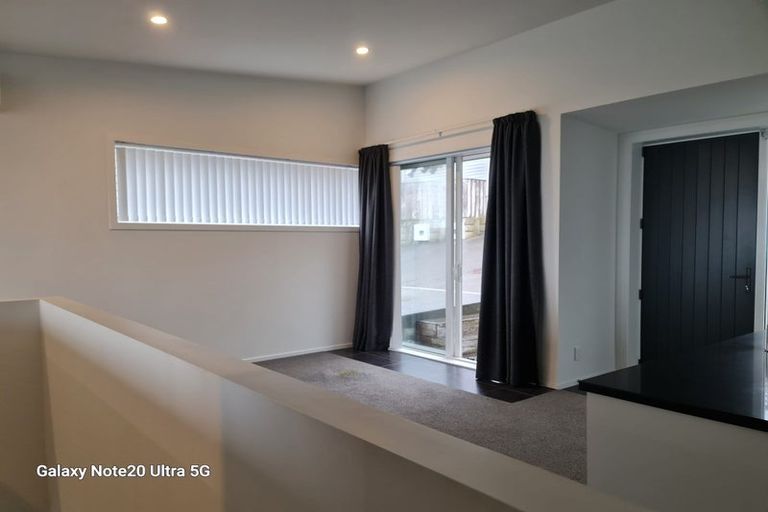 Photo of property in 22c Mandalay Terrace, Khandallah, Wellington, 6035