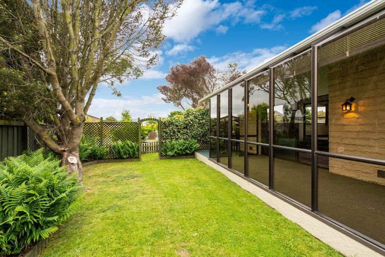 Photo of property in 1 Ash Place, Mosgiel, 9024