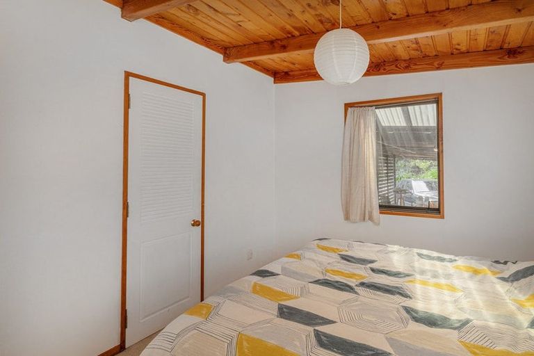 Photo of property in 5b Pohutukawa Grove, Whitianga, 3510