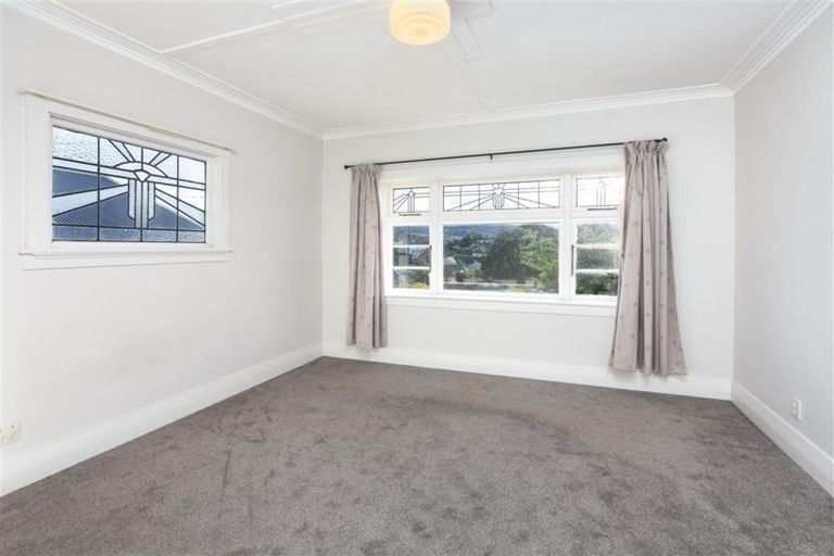 Photo of property in 15 Mataora Road, Kenmure, Dunedin, 9011