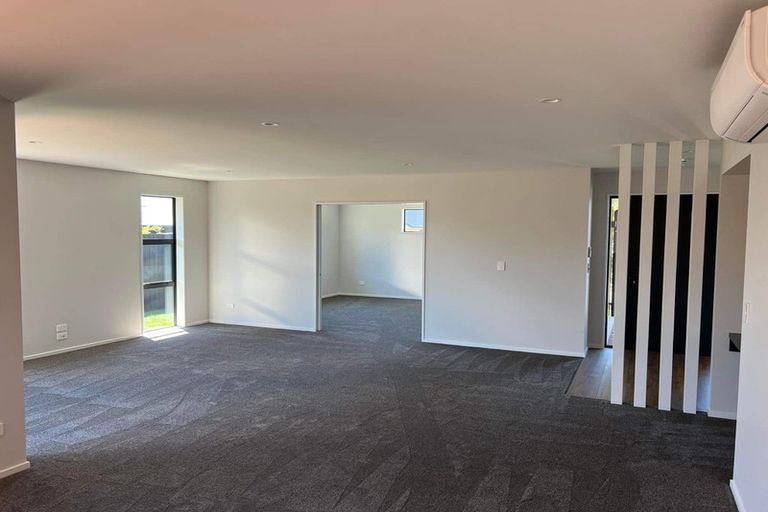Photo of property in 10 Pierce Street, Marshland, Christchurch, 8083