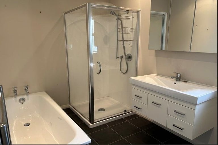 Photo of property in 52 Kempton Street, Greytown, 5712