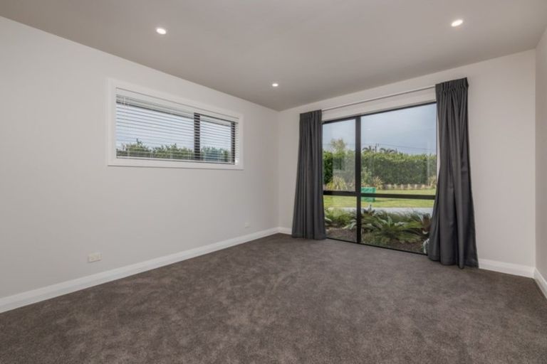 Photo of property in 2 Puriri Park Lane, Waipapa, 0230