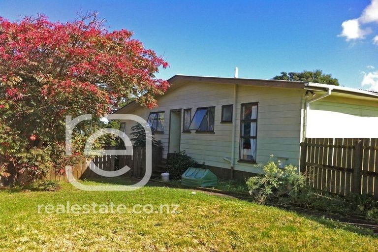 Photo of property in 9 Matua Place, Clendon Park, Auckland, 2103
