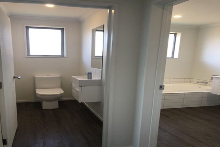 Photo of property in 11 Haremoor Way, Rolleston, 7615