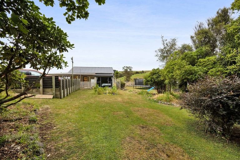 Photo of property in 221 Bridge Street, Eltham, 4322