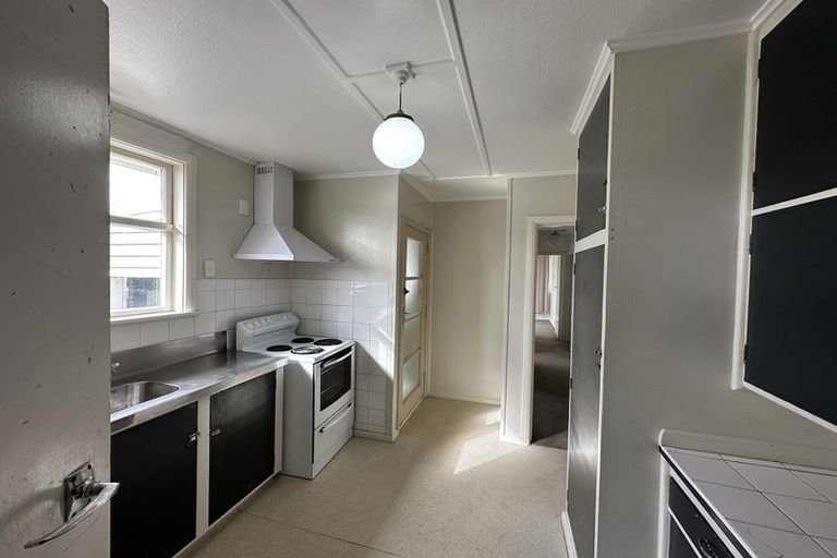 Photo of property in 33 Leicester Street, Cannons Creek, Porirua, 5024