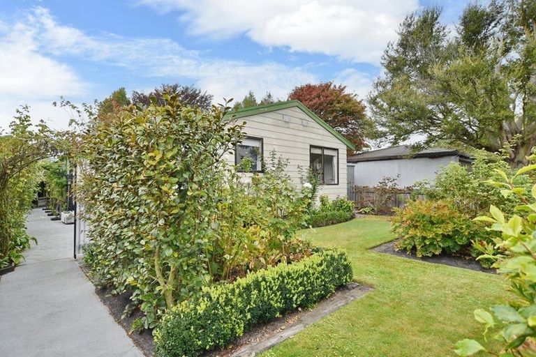 Photo of property in 1/7 Sefton Street, Belfast, Christchurch, 8051